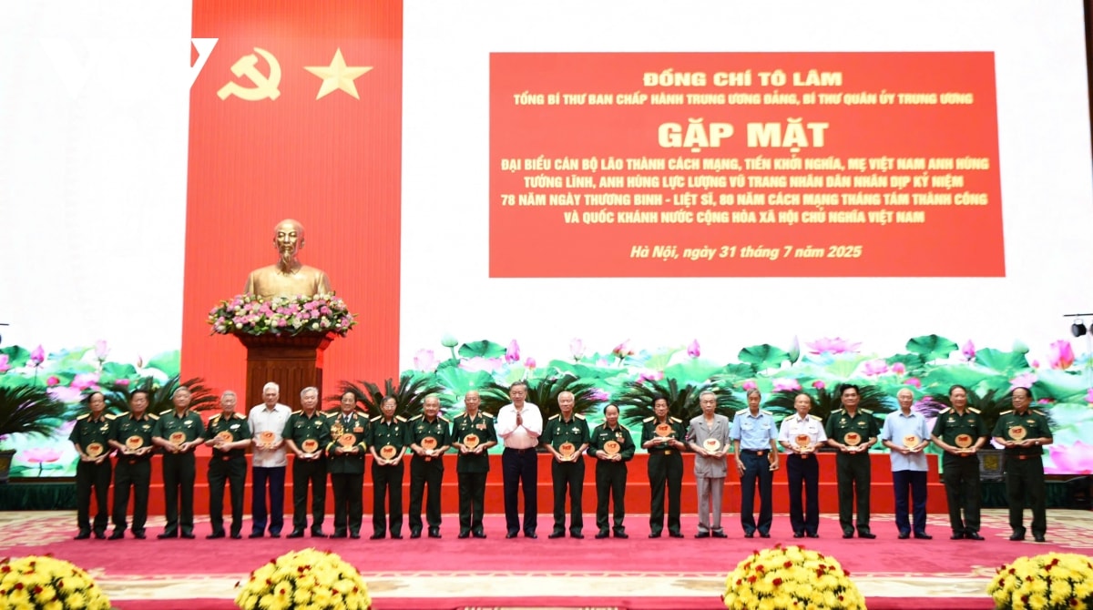 tổng bí thư mãi mãi tri ân người có công với cách mạng hình ảnh 3 tong bi thu mai mai tri an nguoi co cong voi cach mang hinh anh 3