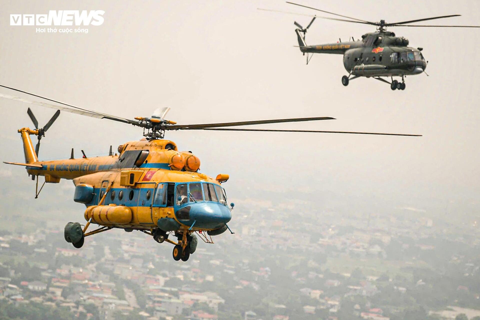 Phi đội trực thăng Mi-8, Mi-17 rèn đội hình trên không, sẵn sàng cho đại lễ 2/9 - 8