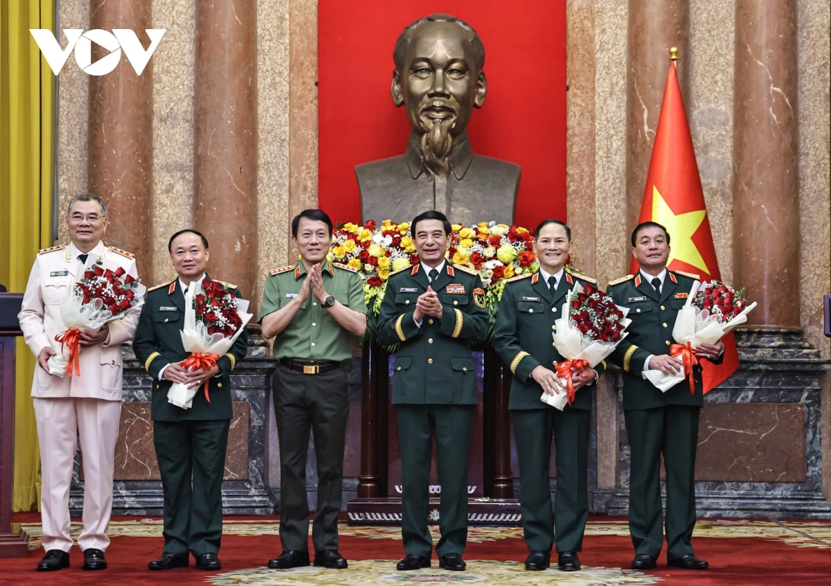 chủ tịch nước lương cường trao quyết định thăng quân hàm thượng tướng hình ảnh 5 chu tich nuoc luong cuong trao quyet dinh thang quan ham thuong tuong hinh anh 5
