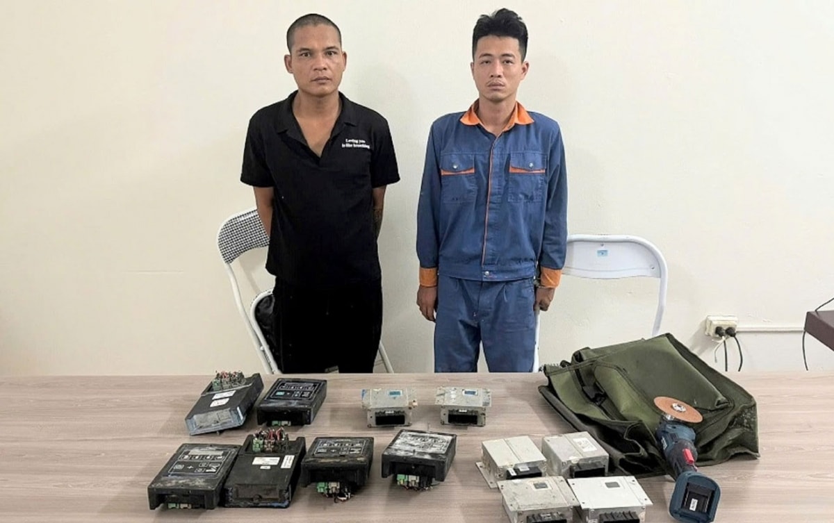 bắt nhóm trộm chuyên tháo cắp hộp báo số xe tại khu công nghiệp an phát, hải phòng hình ảnh 1 bat nhom trom chuyen thao cap hop bao so xe tai khu cong nghiep an phat, hai phong hinh anh 1