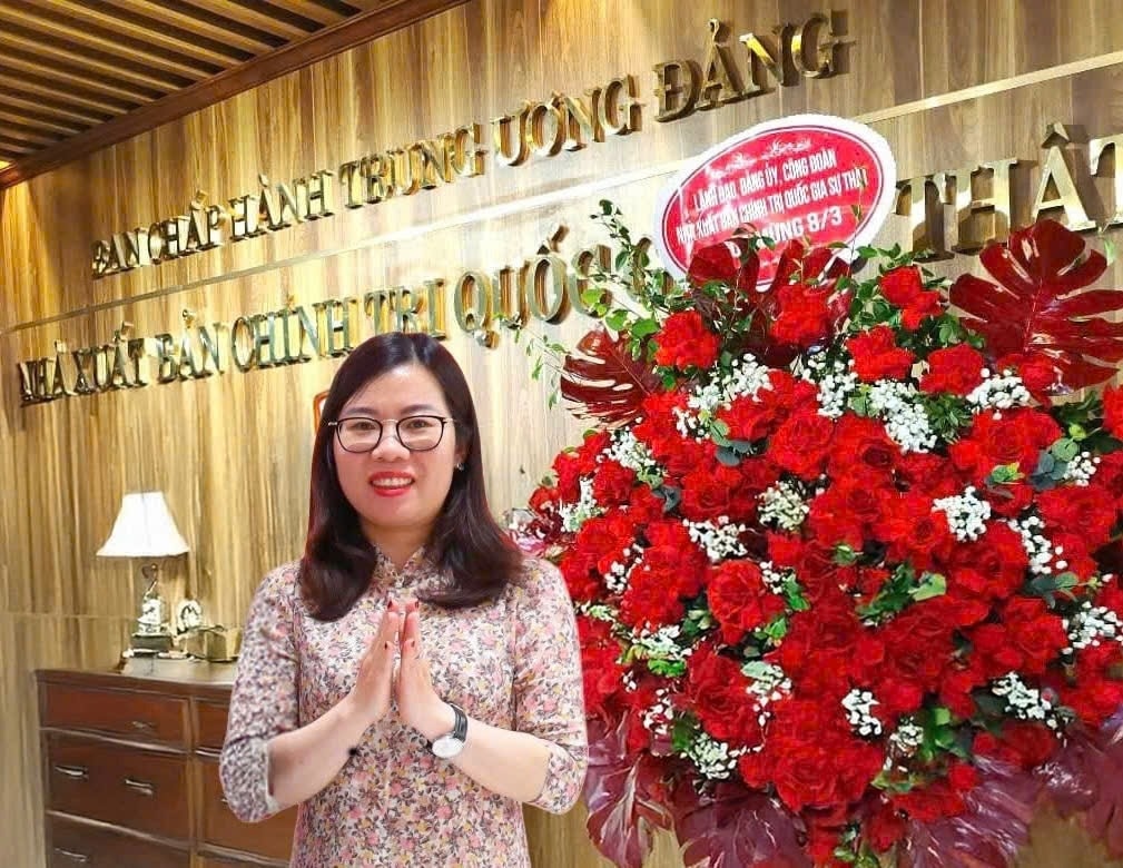 ra mắt sách Đảng cộng sản việt nam qua các kỳ Đại hội - những quyết sách lịch sử hình ảnh 2 ra mat sach Dang cong san viet nam qua cac ky Dai hoi - nhung quyet sach lich su hinh anh 2