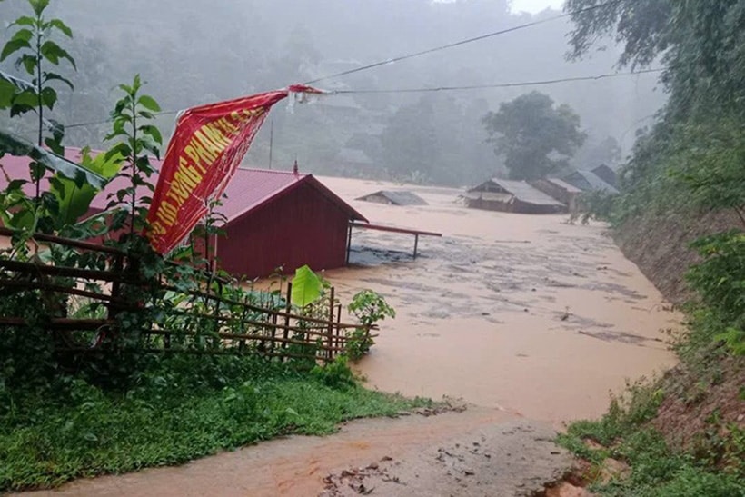 thu tuong yeu cau khac phuc nhanh nhat hau qua mua lu tai Dien bien, son la, nghe an hinh anh 1