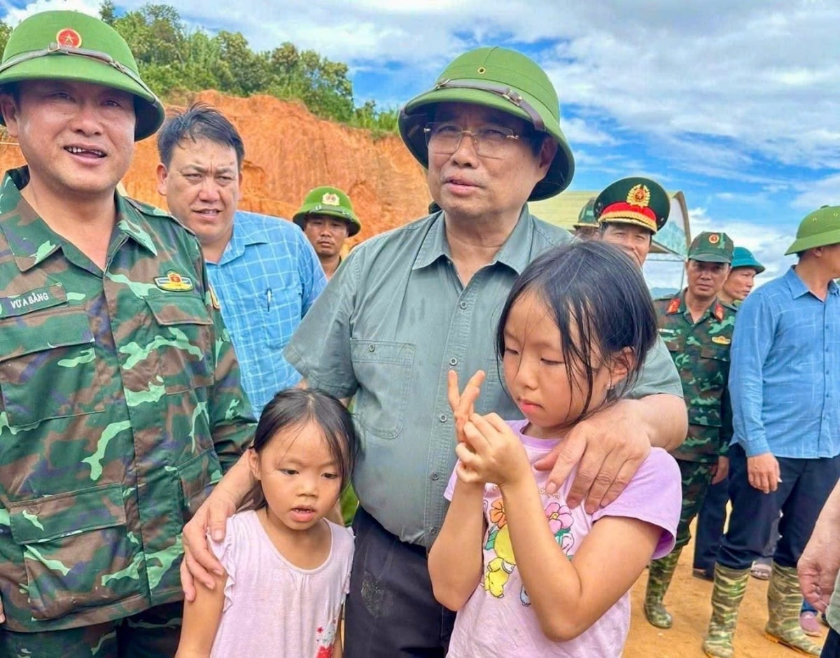 thu tuong kiem tra, chi dao cong tac khac phuc hau qua mua lu o Dien bien hinh anh 3