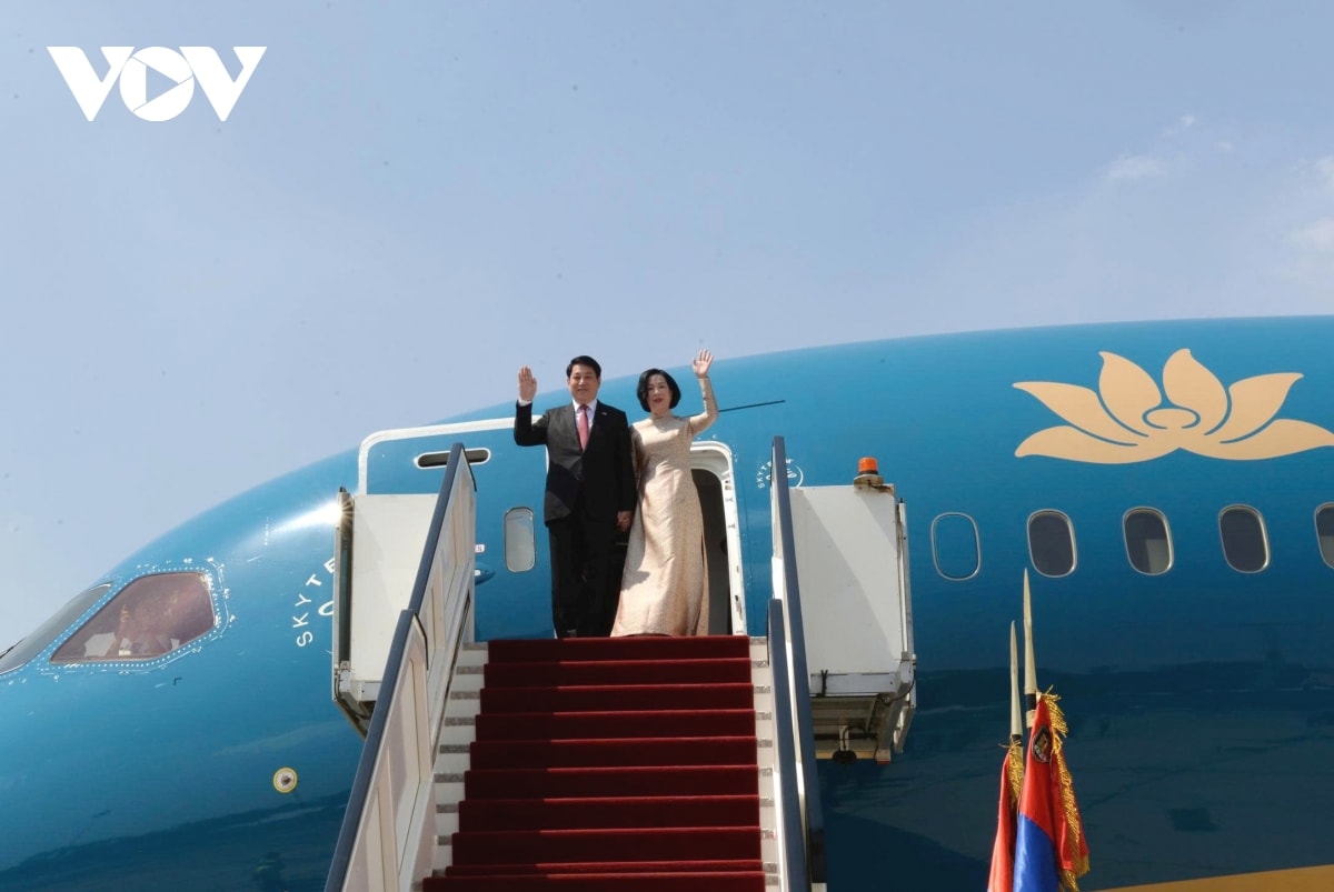 chủ tịch nước lương cường đến cairo, bắt đầu chuyến thăm chính thức cộng hòa ai cập hình ảnh 1 chu tich nuoc luong cuong den cairo, bat dau chuyen tham chinh thuc cong hoa ai cap hinh anh 1