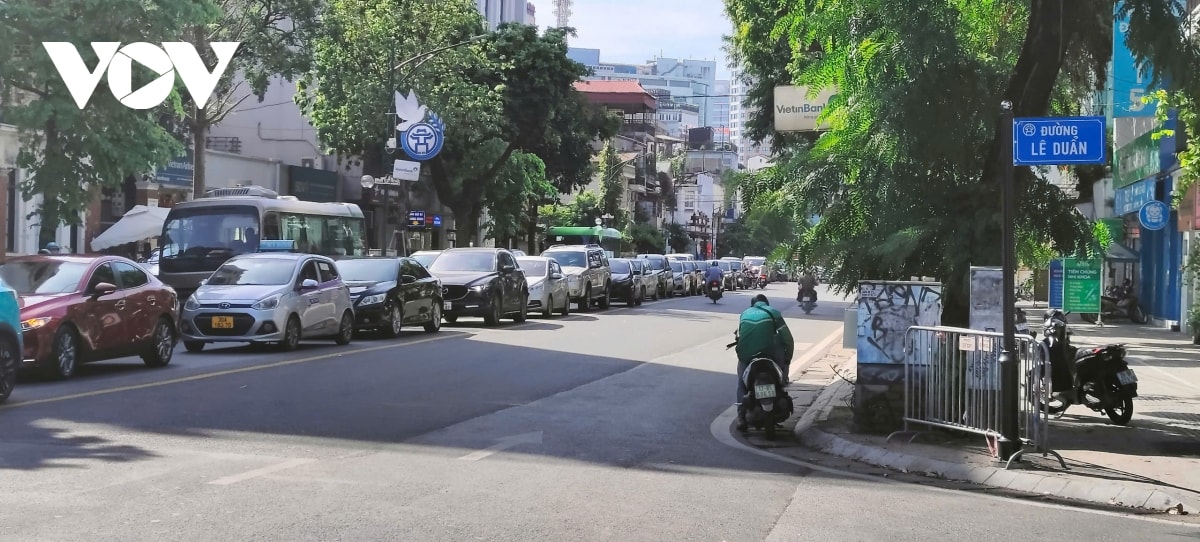 hoi ha duoi nang 40 do c chuan bi cong doan cuoi cho san khau lon phuc vu Dai le a80 hinh anh 16