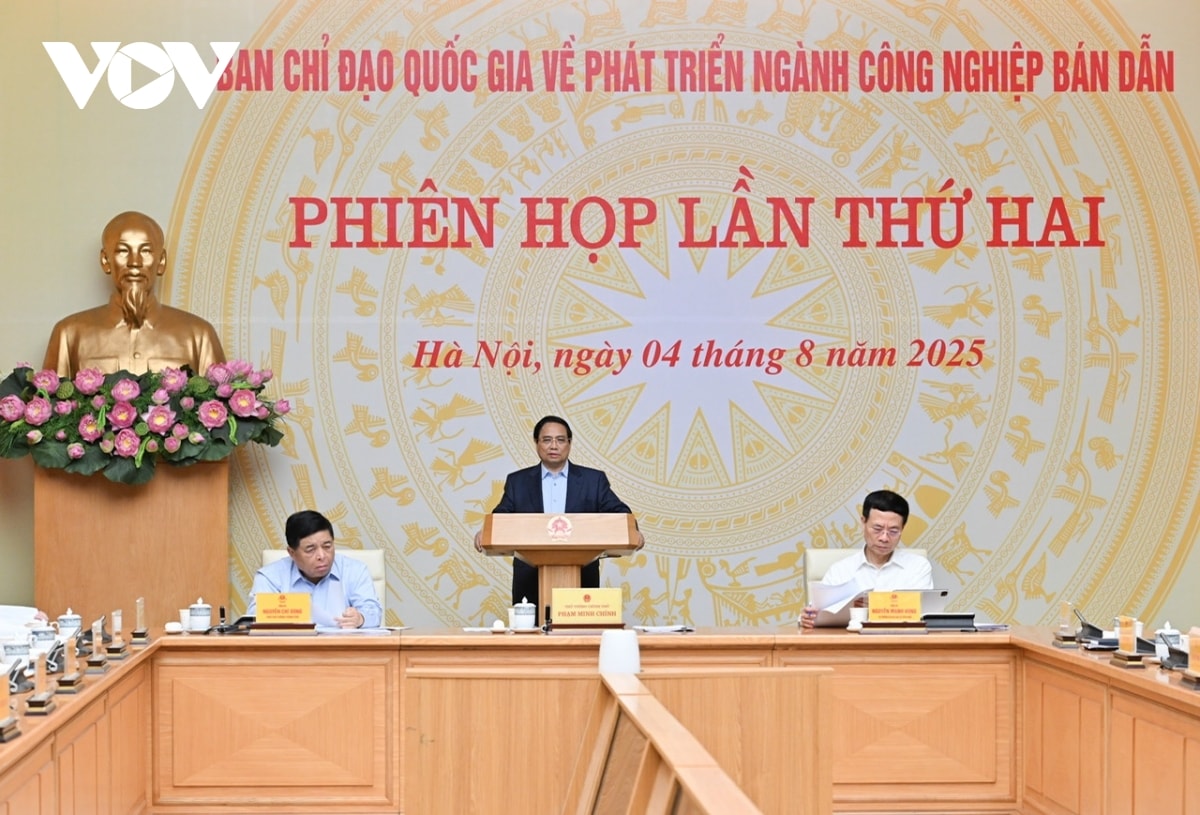 thu tuong phat trien nganh cong nghiep ban dan di nhanh, dung huong, ben vung hinh anh 3