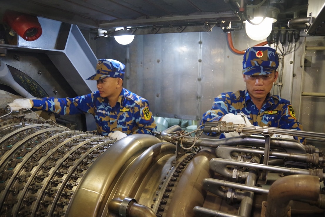 phát huy tinh thần đánh thắng trận đầu lữ đoàn 172 vững vàng nơi đầu sóng hình ảnh 1 phat huy tinh than danh thang tran dau lu doan 172 vung vang noi dau song hinh anh 1