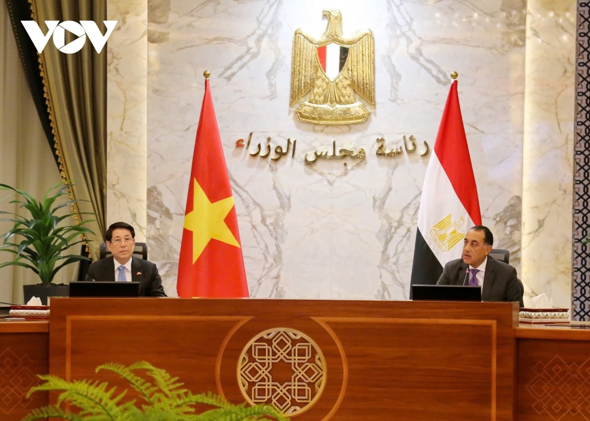 chủ tịch nước lương cường hội kiến thủ tướng ai cập mostafa madbouly hình ảnh 1 chu tich nuoc luong cuong hoi kien thu tuong ai cap mostafa madbouly hinh anh 1