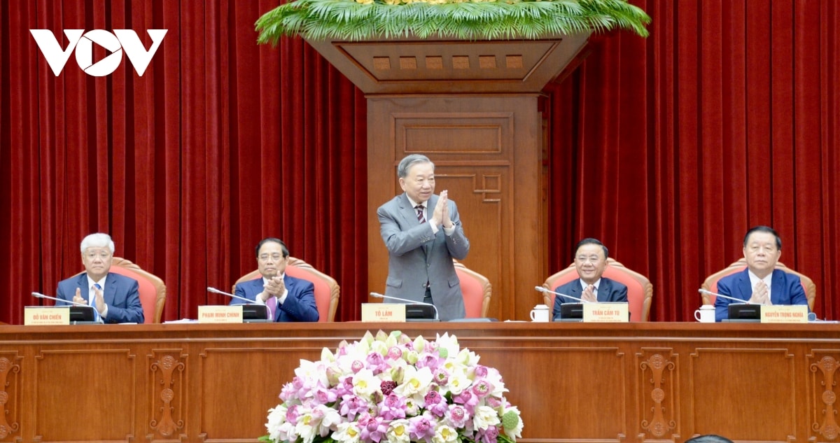 tong bi thu to lam gap mat dai bieu tri thuc, nha khoa hoc, van nghe si hinh anh 1