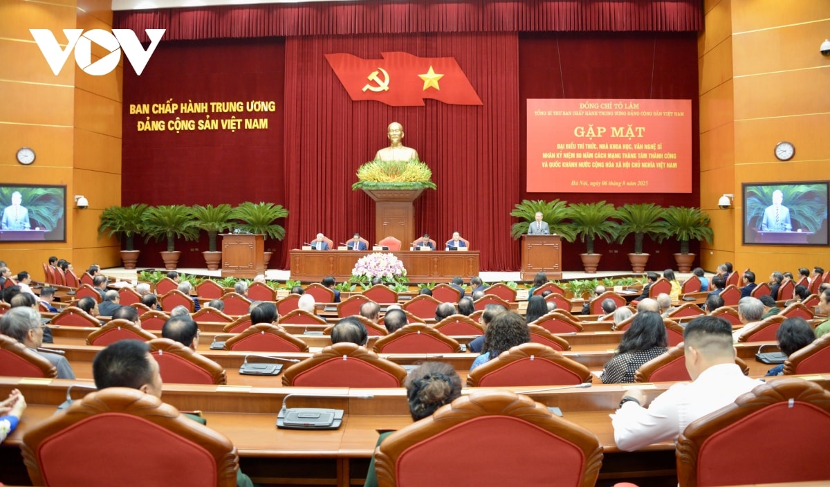 tong bi thu to lam gap mat dai bieu tri thuc, nha khoa hoc, van nghe si hinh anh 9