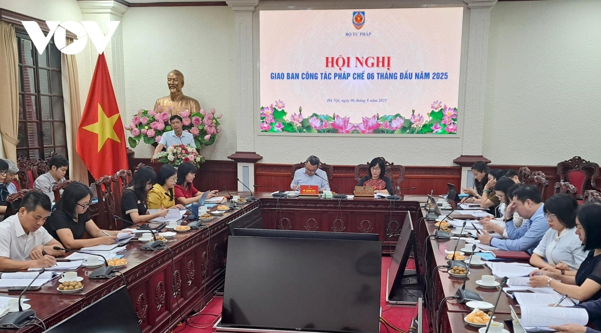 Đổi mới toàn diện công tác pháp chế đáp ứng yêu cầu phát triển đất nước hình ảnh 1 Doi moi toan dien cong tac phap che dap ung yeu cau phat trien dat nuoc hinh anh 1