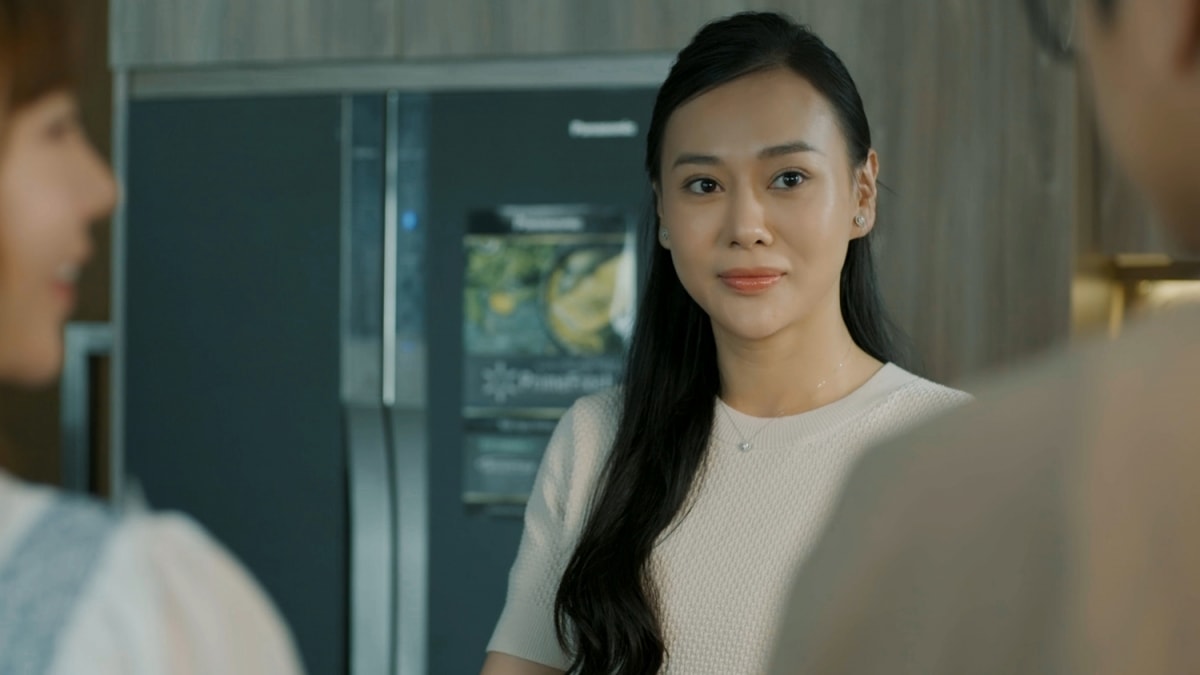 phuong oanh chong hao hung khi toi tro lai dong phim hinh anh 1