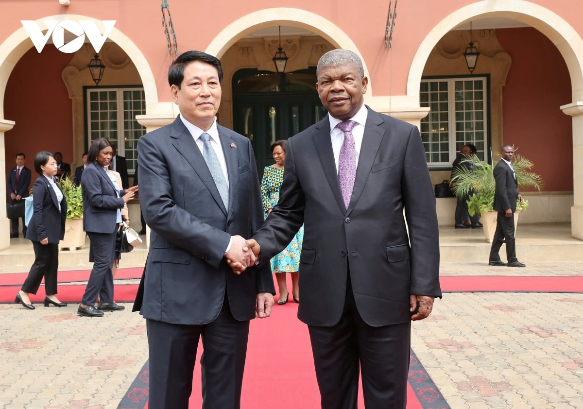 le don chu tich nuoc luong cuong tham cap nha nuoc cong hoa angola hinh anh 5