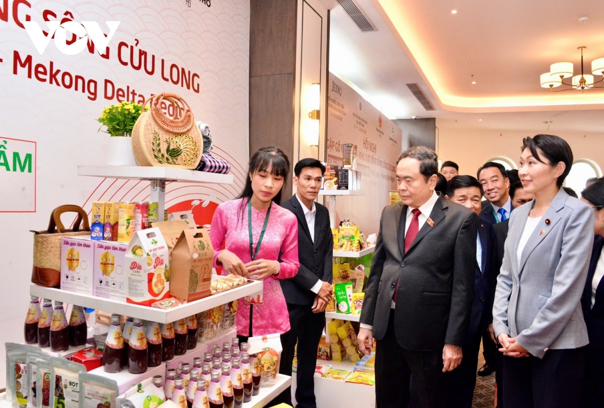 chu tich quoc hoi du hoi nghi gap go nhat ban - khu vuc Dong bang song cuu long hinh anh 4