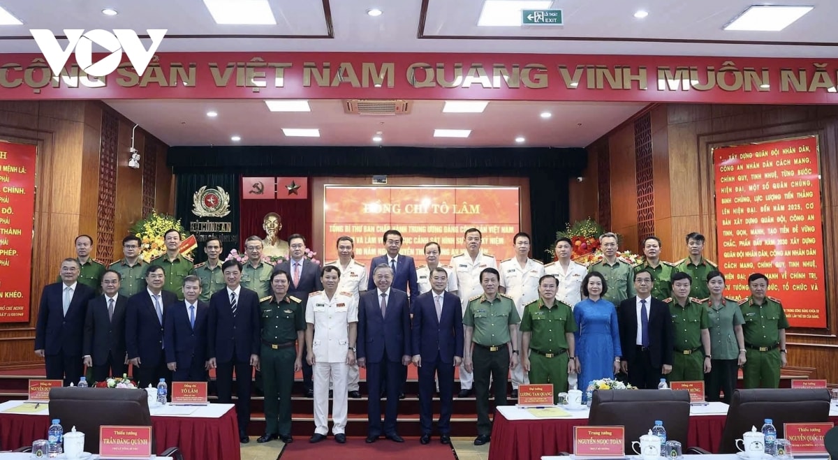 tong bi thu xay dung canh sat hinh su vung chinh tri, sac nghiep vu hinh anh 2