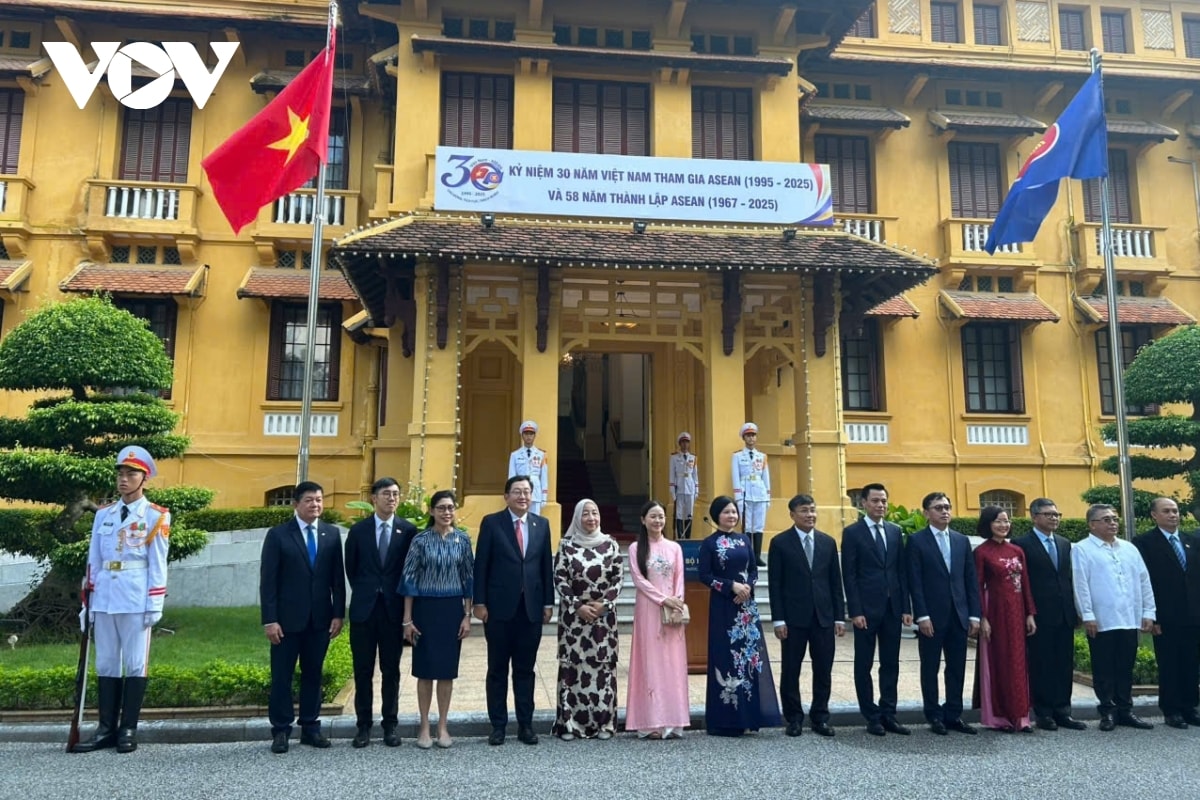 le thuong co ky niem 58 nam ngay thanh lap asean hinh anh 1