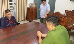 Bắt giữ kẻ giả công an lừa chạy án cho phòng khám có dấu hiệu trục lợi BHXH