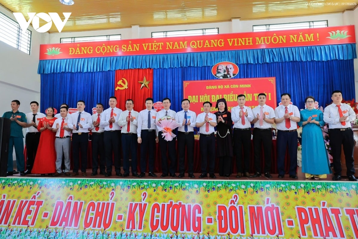 nang cao vai tro chi bo thon, ban vung cao trong giai doan moi hinh anh 3