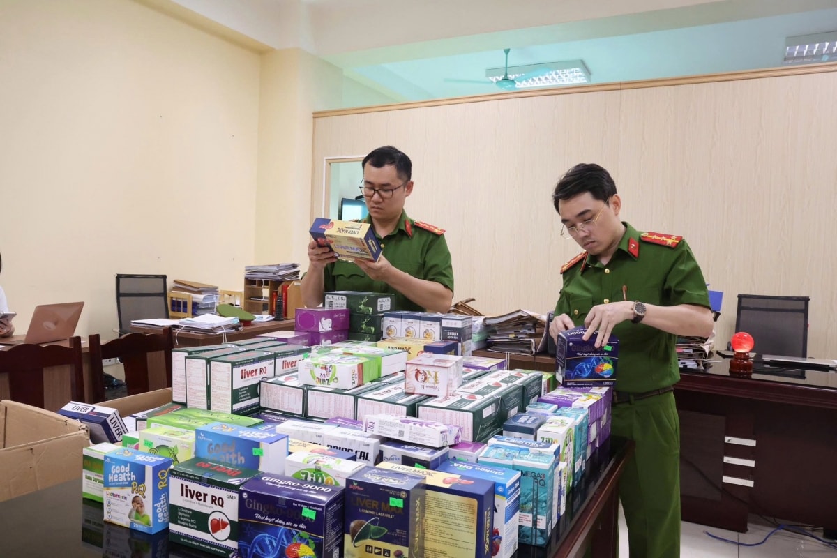 công an phú thọ thu giữ hàng triệu viên thực phẩm chức năng giả hình ảnh 1 cong an phu tho thu giu hang trieu vien thuc pham chuc nang gia hinh anh 1