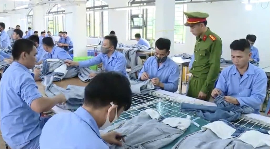 xem xét kỷ luật lãnh đạo nếu để địa phương có diễn biến phức tạp về ma túy hình ảnh 2 xem xet ky luat lanh dao neu de dia phuong co dien bien phuc tap ve ma tuy hinh anh 2