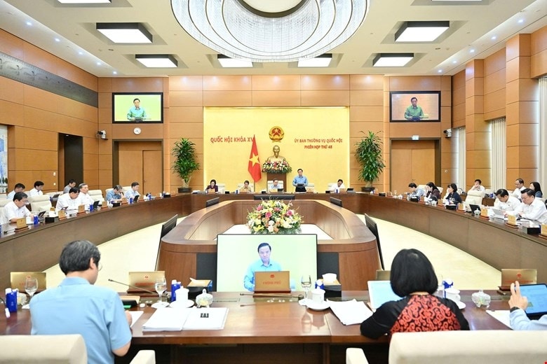 bế mạc phiên họp 48 của Ủy ban thường vụ quốc hội hình ảnh 2 be mac phien hop 48 cua Uy ban thuong vu quoc hoi hinh anh 2