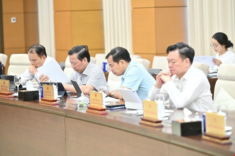 bế mạc phiên họp 48 của Ủy ban thường vụ quốc hội hình ảnh 4 be mac phien hop 48 cua Uy ban thuong vu quoc hoi hinh anh 4
