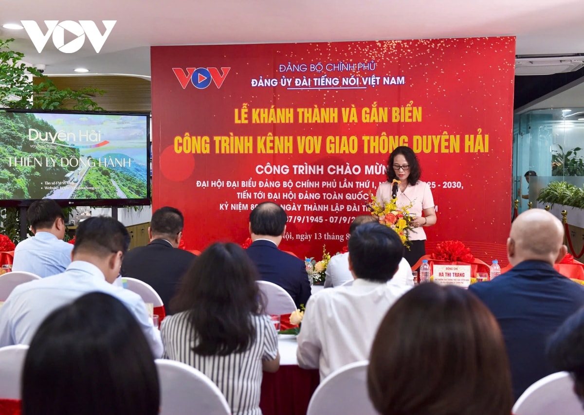 vov giao thong duyen hai Dua song fm den tung con thuyen, tung cung duong ven bien hinh anh 2
