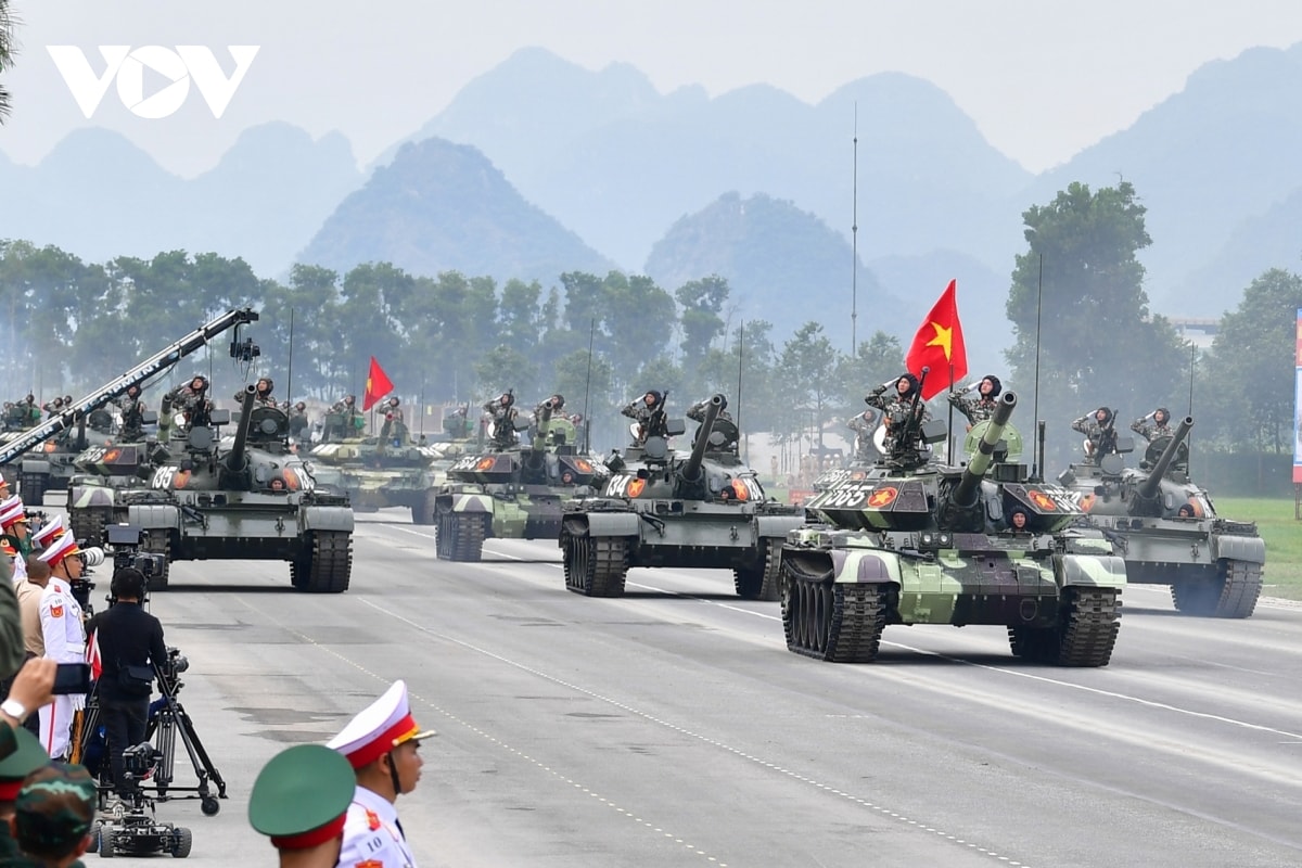 tong hop luyen dieu binh, dieu hanh lan 3 xuat hien khoi xe dac chung moi hinh anh 9