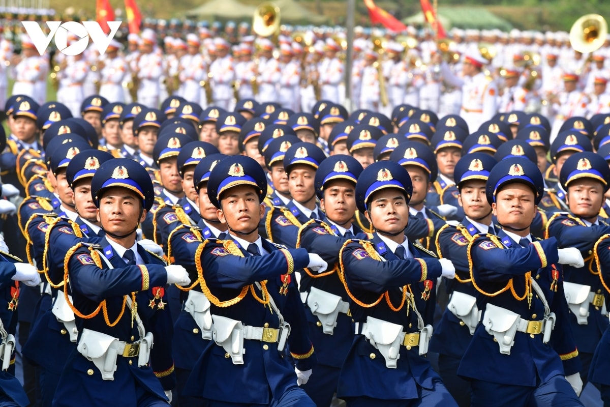 tong hop luyen dieu binh, dieu hanh lan 3 xuat hien khoi xe dac chung moi hinh anh 6