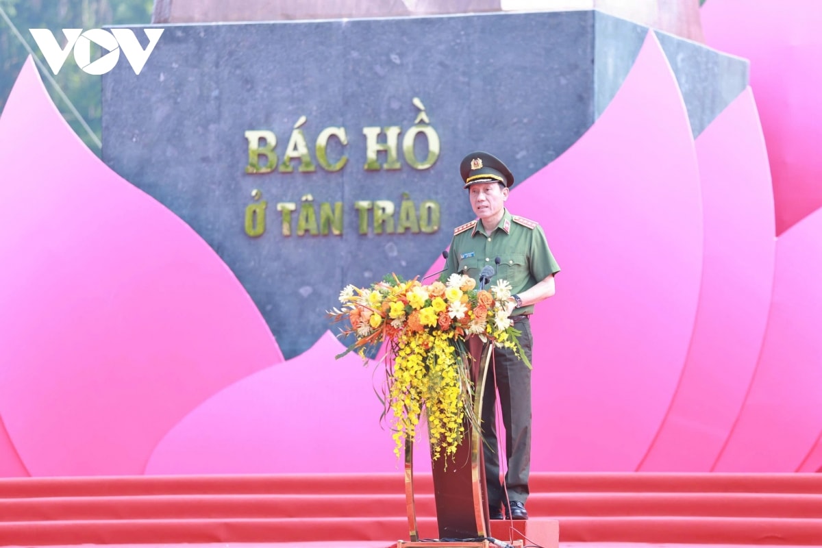 tong bi thu to lam lam viec voi ban thuong vu tinh uy tuyen quang hinh anh 5