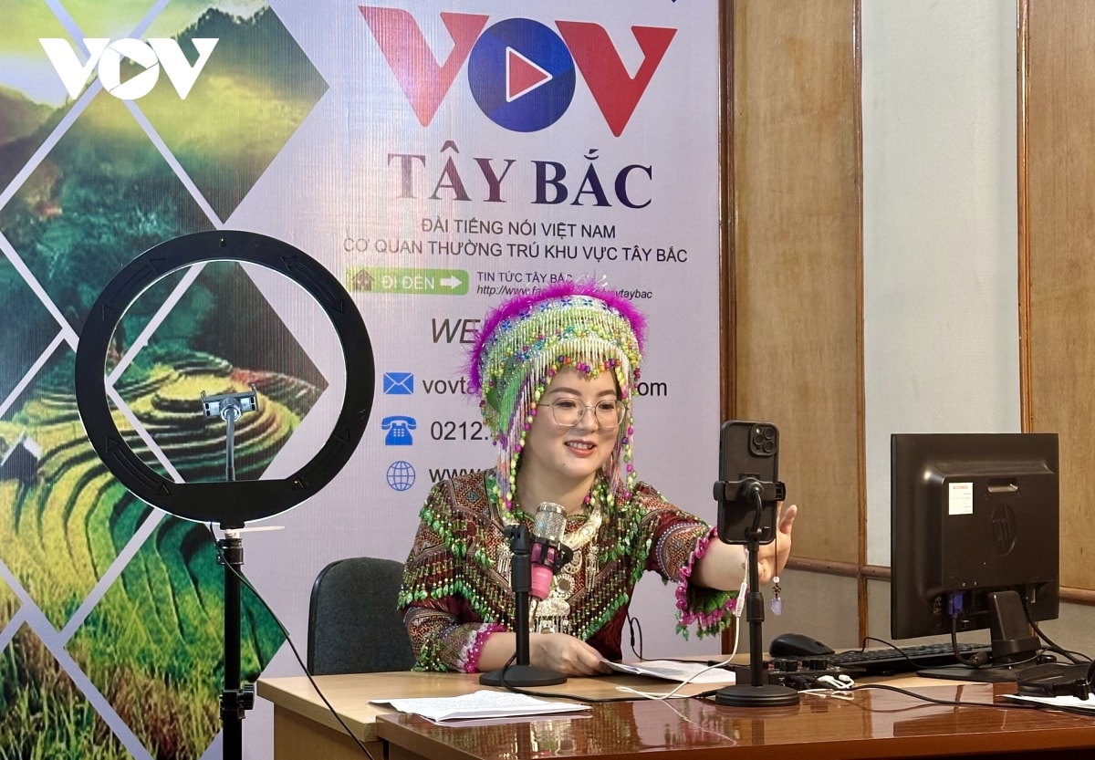 cau noi cua dong bao cac dan toc tay bac tren khong gian so hinh anh 1