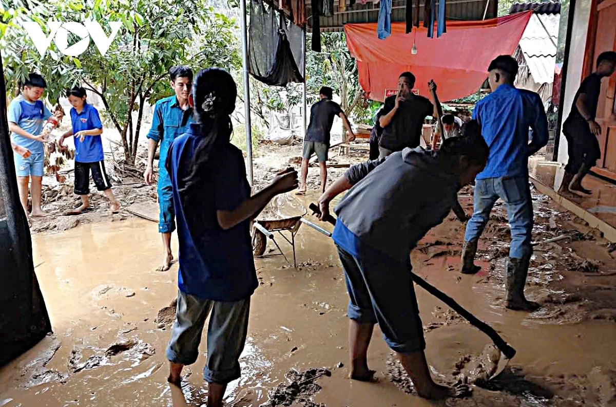 lu bat ngo lai xay ra tai xa mien nui nghe an hinh anh 2