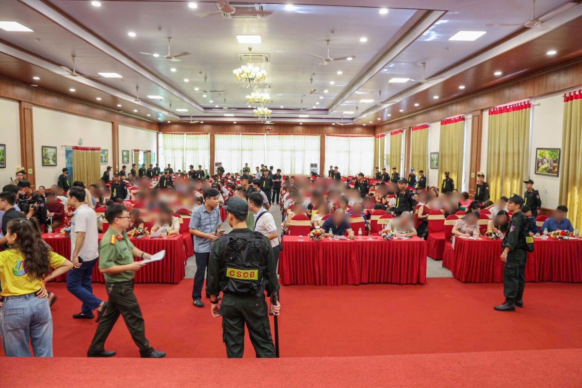 cong an phu tho dot kich hoi thao, triet pha duong day da cap tien so tcis trai phep hinh anh 1