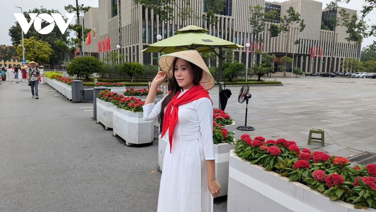 khong khi mung quoc khanh 2 9 lan toa khap pho phuong ha noi hinh anh 9