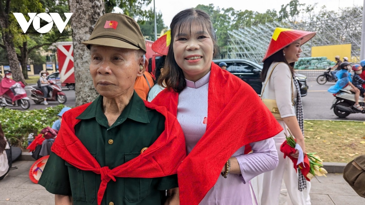 khong khi mung quoc khanh 2 9 lan toa khap pho phuong ha noi hinh anh 12