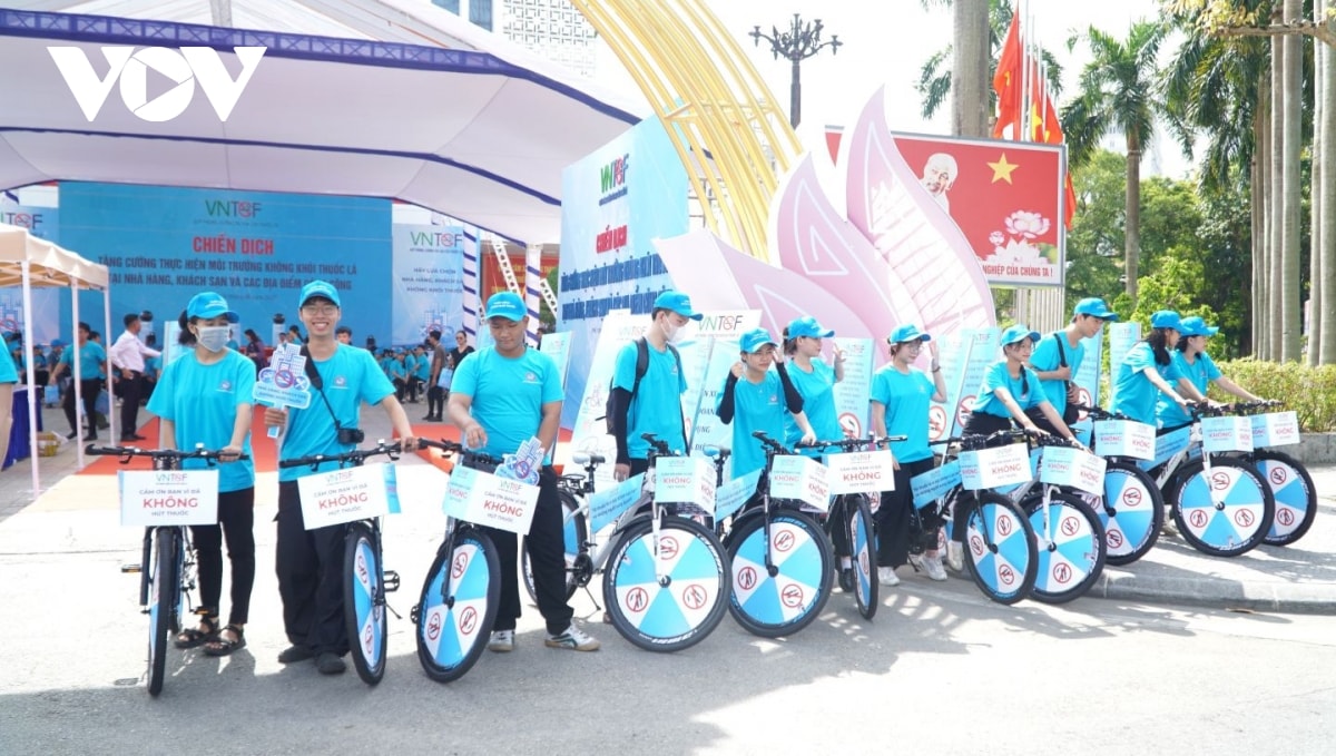 hon 100.000 ca tu vong moi nam lien quan toi thuoc la hinh anh 3
