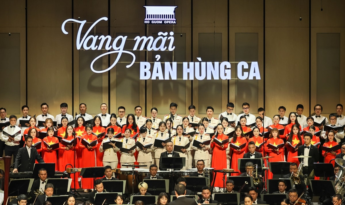  vang mai ban hung ca dau an 80 nam cong an nhan dan viet nam hinh anh 1