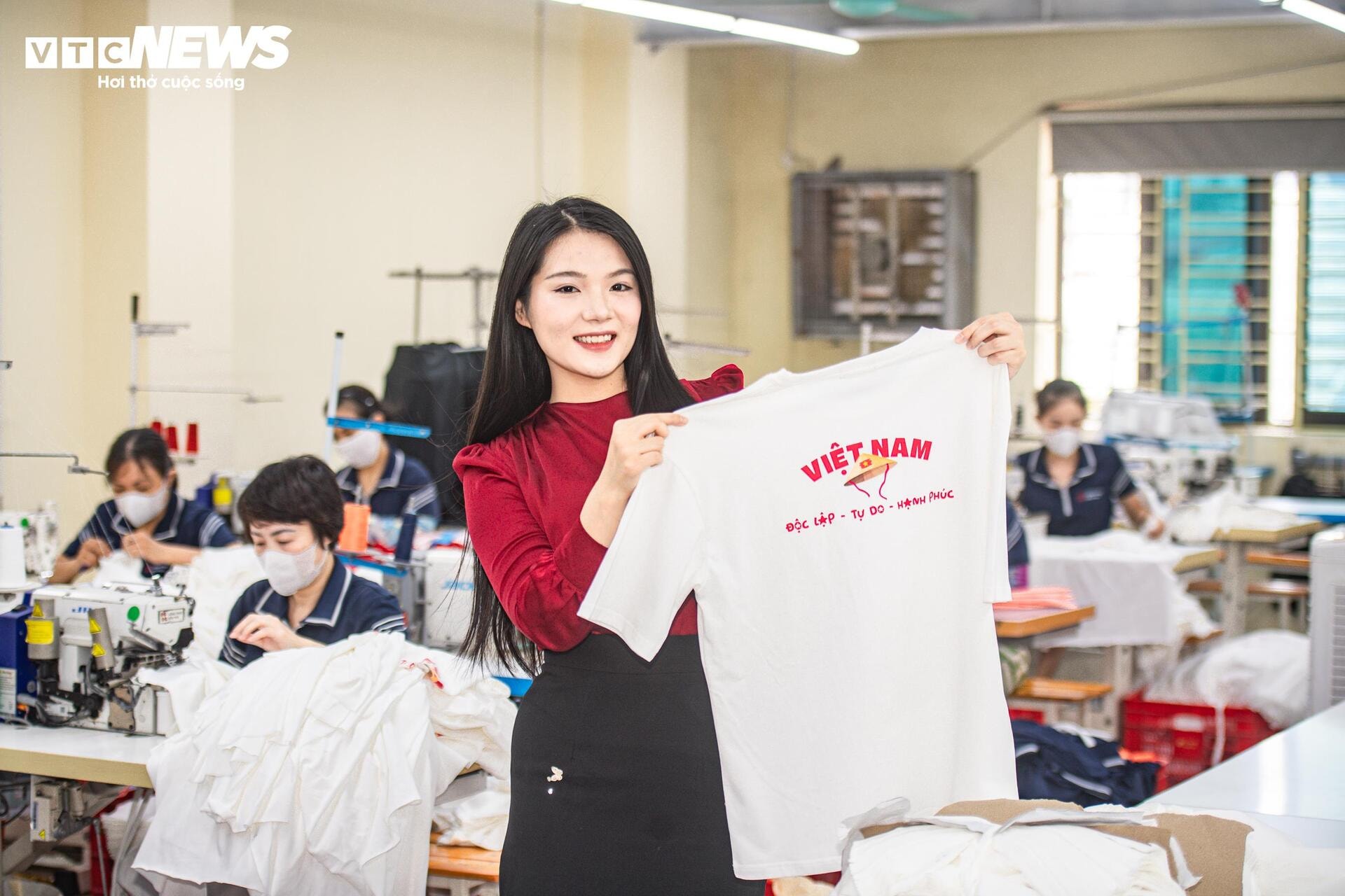 Hé lộ món quà đặc biệt khi khán giả tới trải nghiệm 'Trở về thời khắc thiêng liêng' - 14
