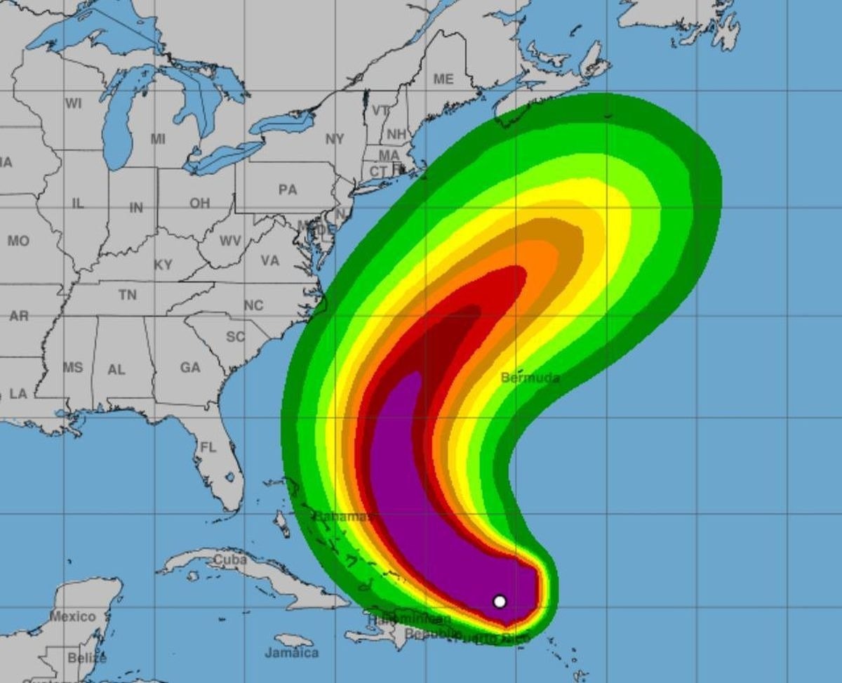 Bão Erin được dự báo đi đường vòng trên biển Đại Tây Dương. (Ảnh: NHC)
