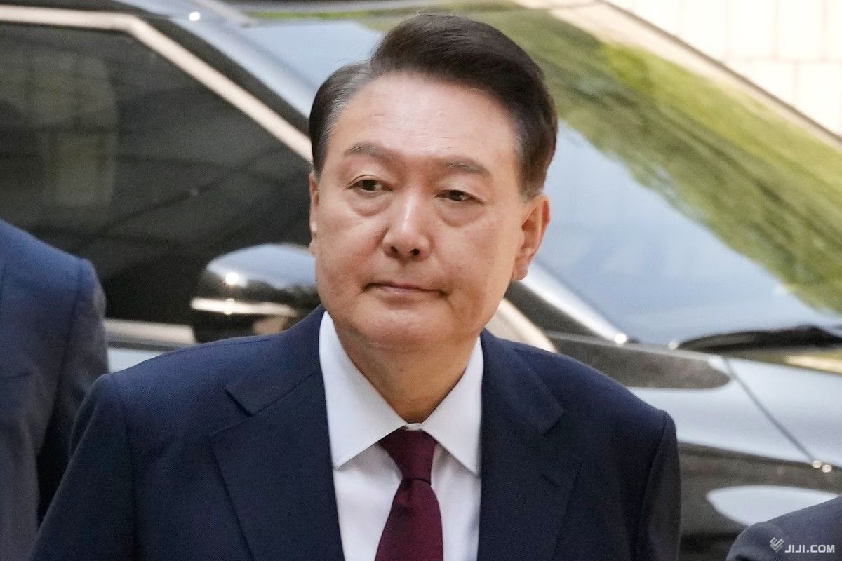 hàng chục nghìn người hàn quốc đòi cựu tổng thống yoon suk yeol bồi thường hình ảnh 1 hang chuc nghin nguoi han quoc doi cuu tong thong yoon suk yeol boi thuong hinh anh 1