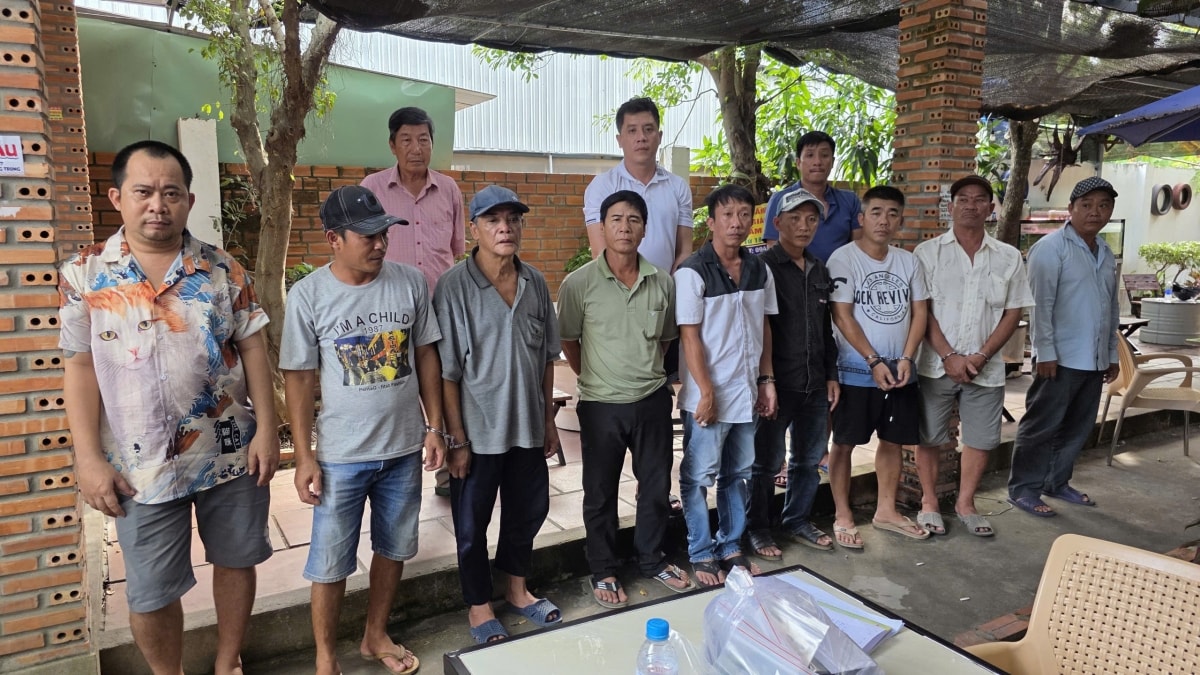 triet xoa tu diem da ga an tien qua mang tai quan ca phe hinh anh 1