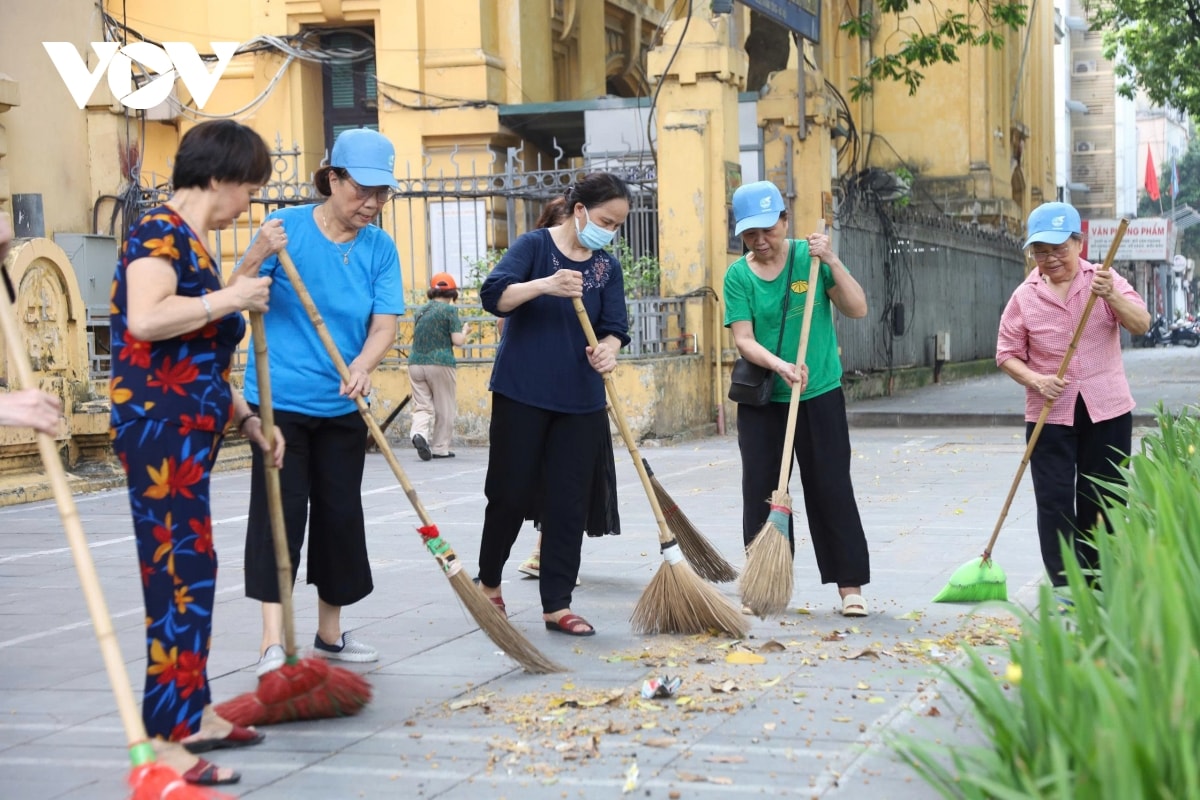 ha noi don nha don khach ve du Dai le mung 80 nam quoc khanh hinh anh 3