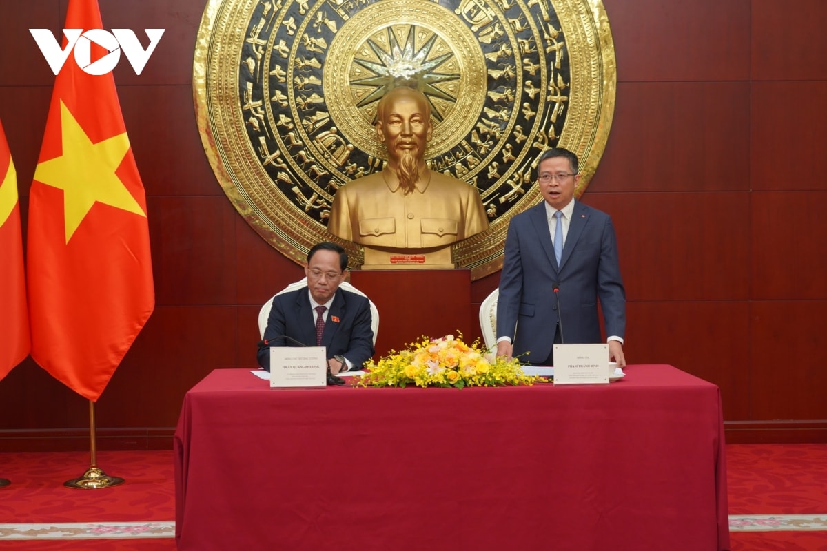 kieu bao la dai su nhan dan gop phan vun dap quan he viet trung hinh anh 2