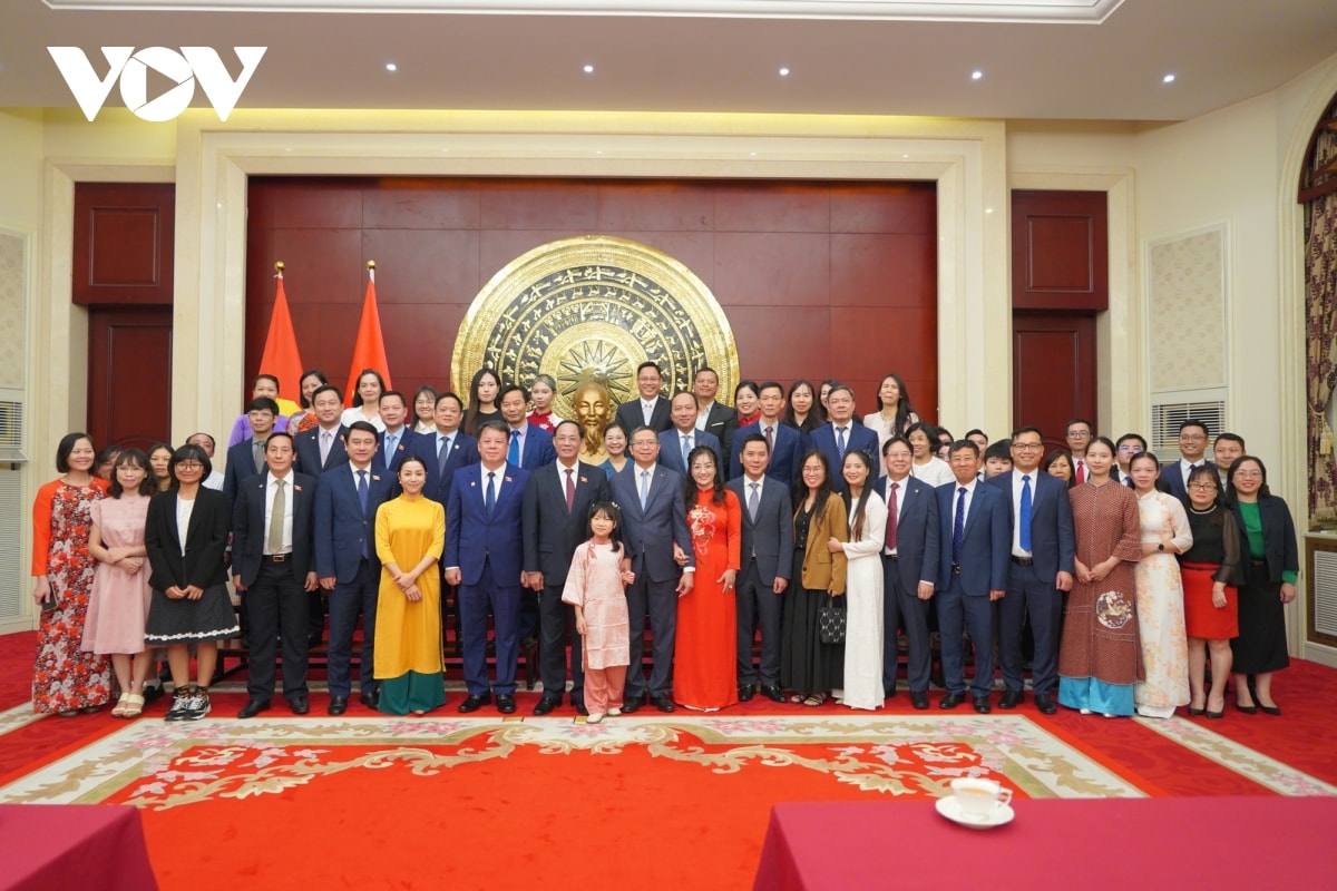 kieu bao la dai su nhan dan gop phan vun dap quan he viet trung hinh anh 4