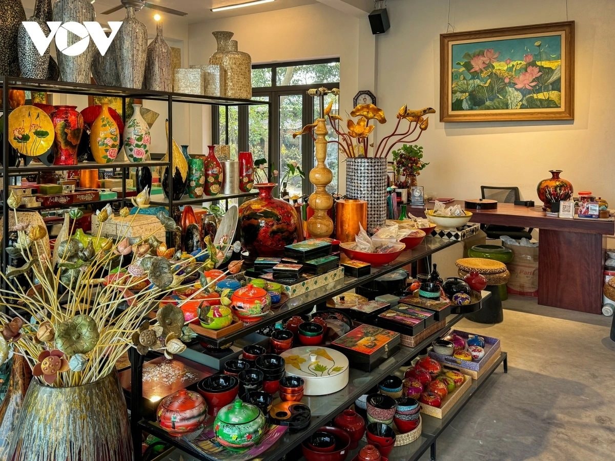 du-lich-lang-nghe-ha-noi-4.jpg