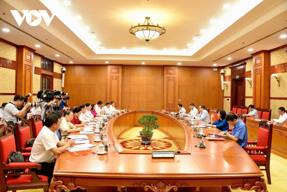 cac to cong tac cua bo chinh tri lam viec voi ban thuong vu tinh uy cua 4 tinh hinh anh 4