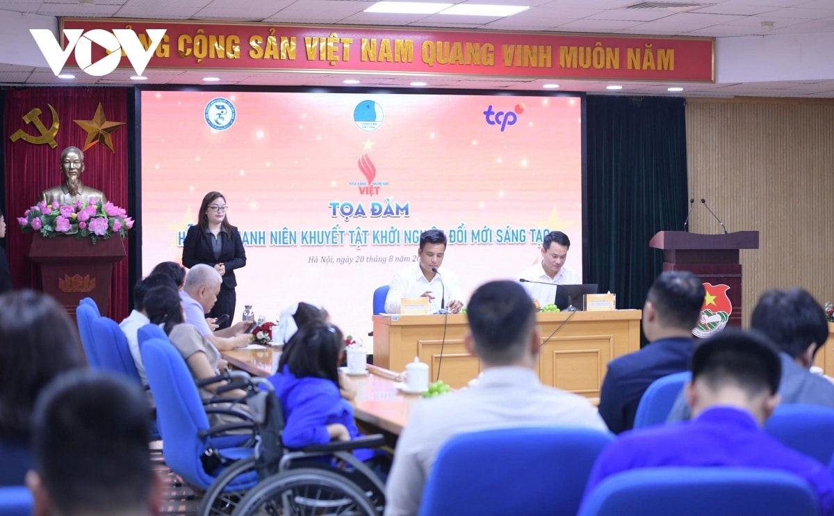 toa sang nghi luc viet 2025 vinh danh 25 guong thanh nien khuyet tat tieu bieu hinh anh 2