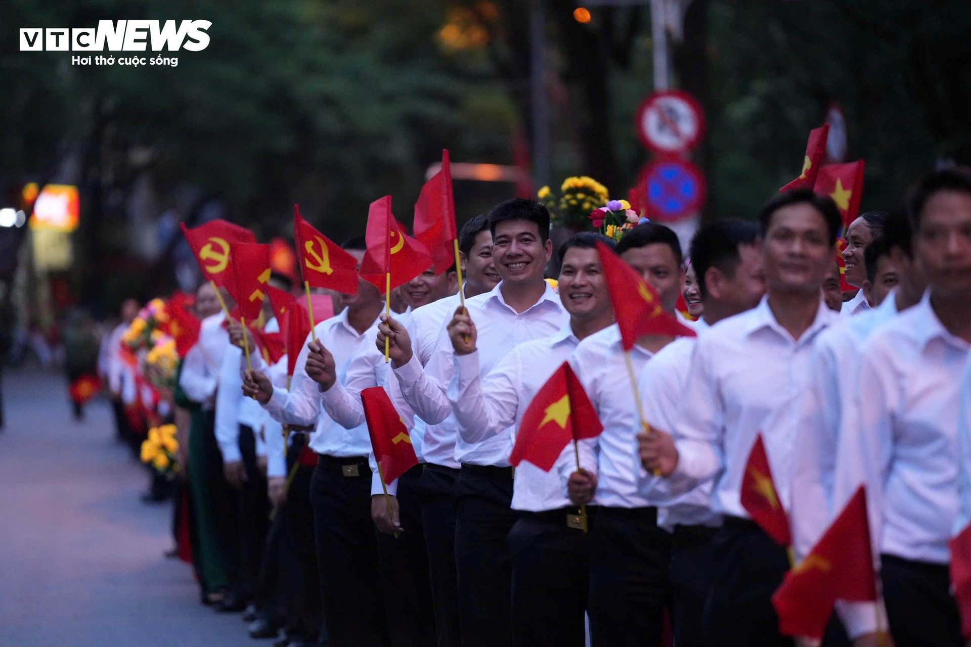Trực tiếp: Hàng chục nghìn chiến sĩ hợp luyện diễu binh, diễu hành tại Quảng trường Ba Đình - 34