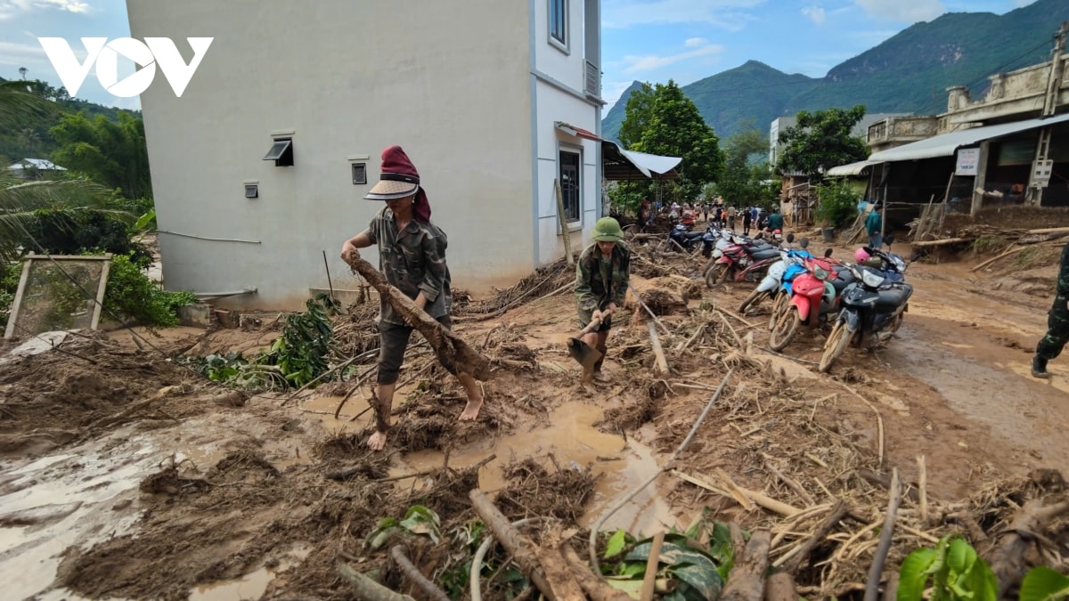 chính quyền 2 cấp Điểm tựa nơi tâm lũ hình ảnh 15 chinh quyen 2 cap Diem tua noi tam lu hinh anh 15
