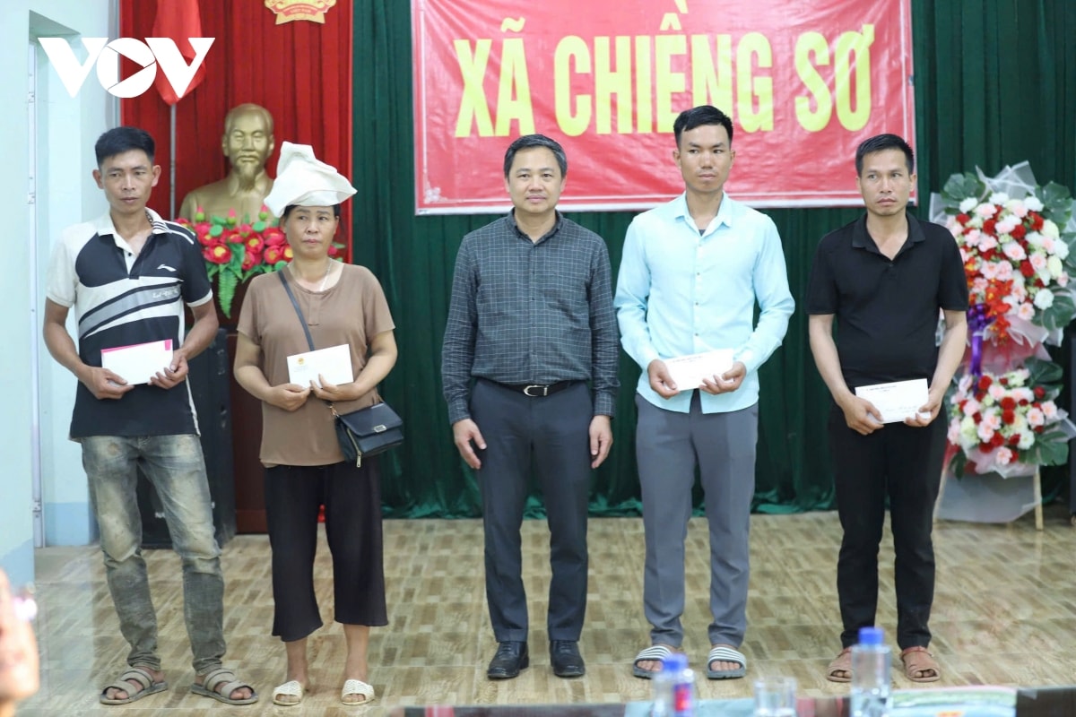 chính quyền 2 cấp Điểm tựa nơi tâm lũ hình ảnh 10 chinh quyen 2 cap Diem tua noi tam lu hinh anh 10